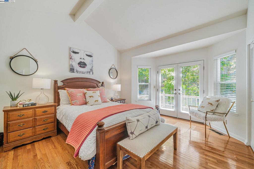 SILVERGATE - Residential