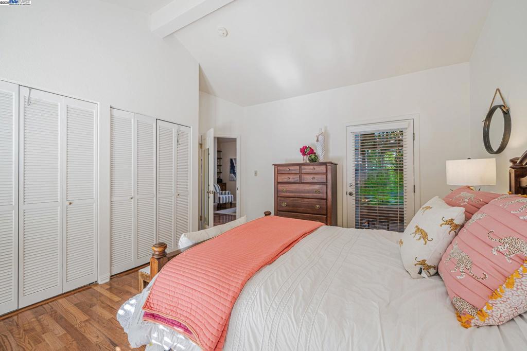 SILVERGATE - Residential