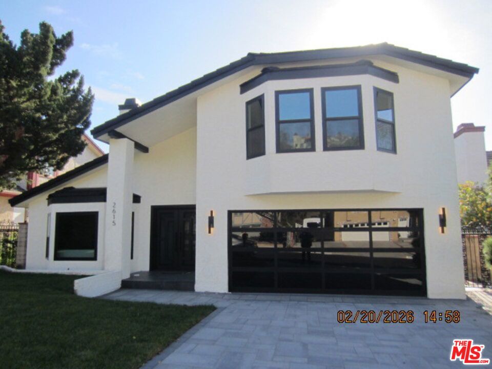 2615 Woodstock Lane