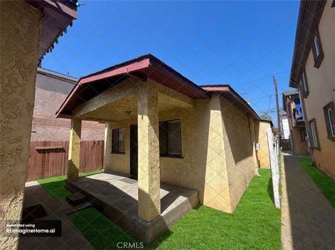 Photo of 345 E 53rd St, Long Beach, CA 90805 (MLS # IG26060806)