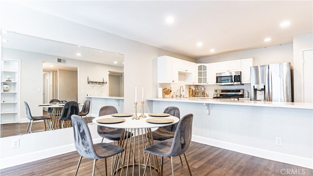 Photo of 1940 N Highland Ave #26, Hollywood Hills, CA 90068 (MLS # CV25226411)