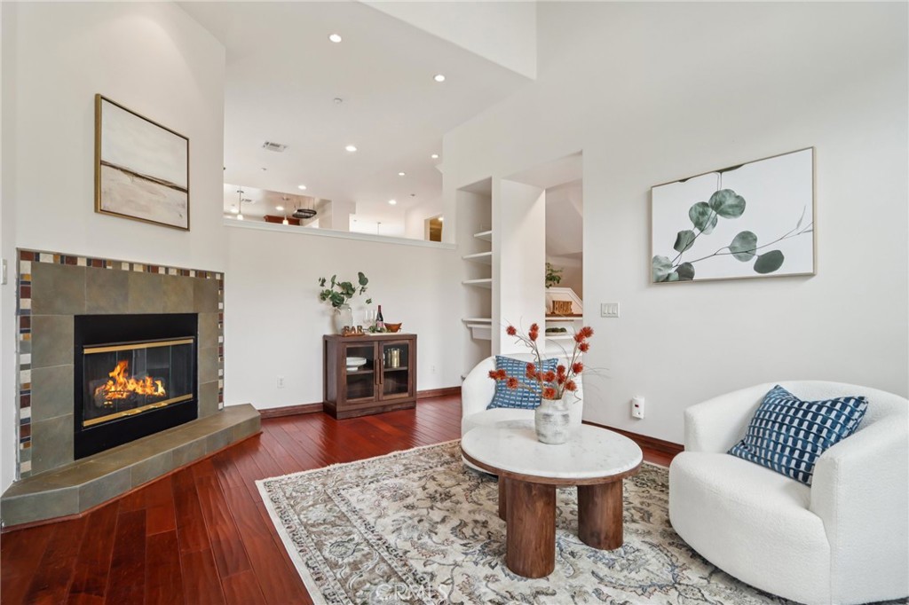 50 Esperanza Avenue A