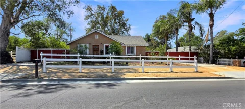 2904 2nd St, Norco, CA 92860 - MLS#: DW26173138