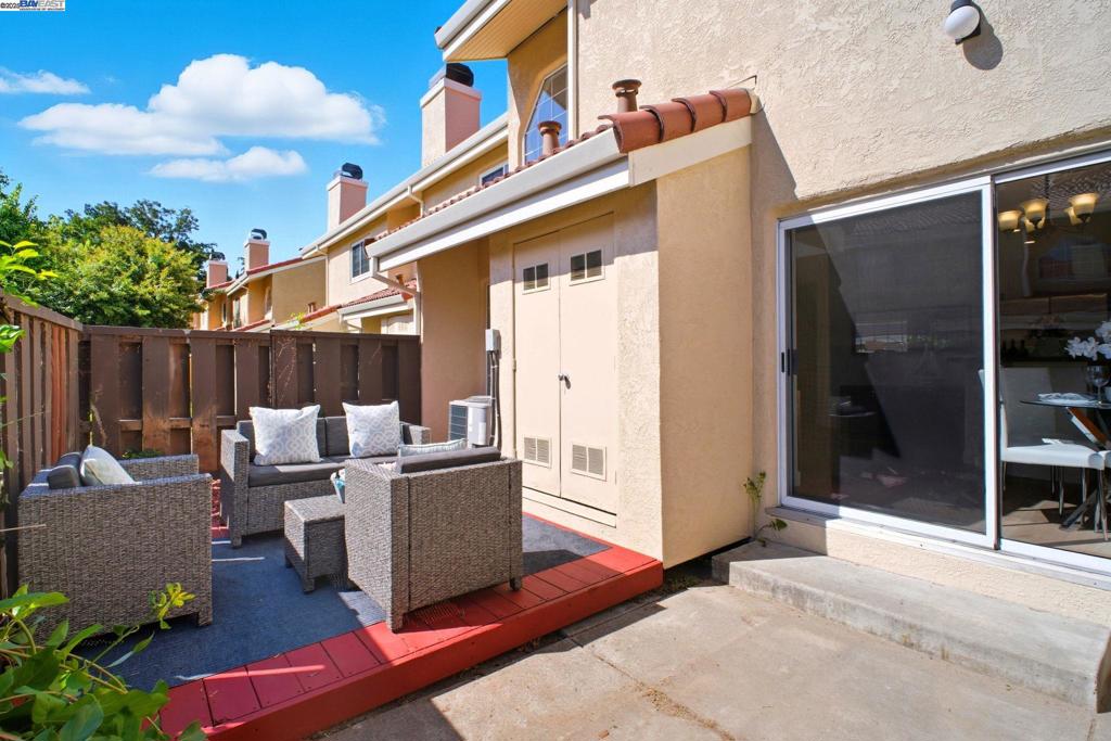 CENTRAL LOCATION - Residential