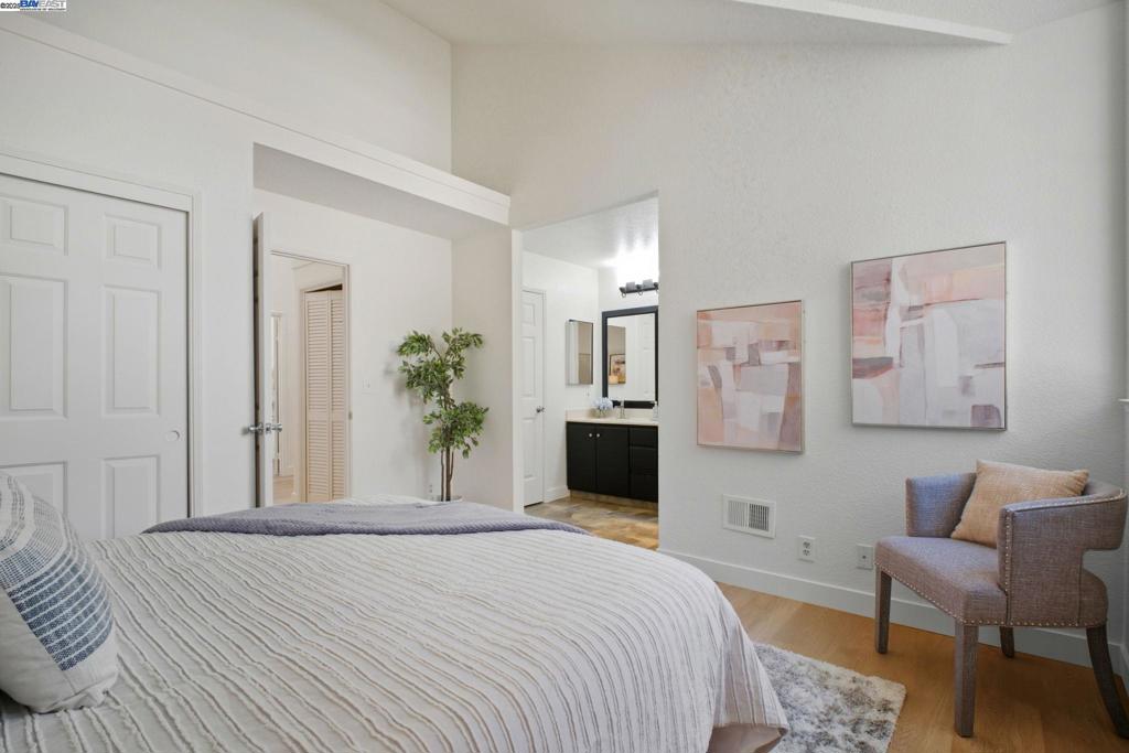 CENTRAL LOCATION - Residential