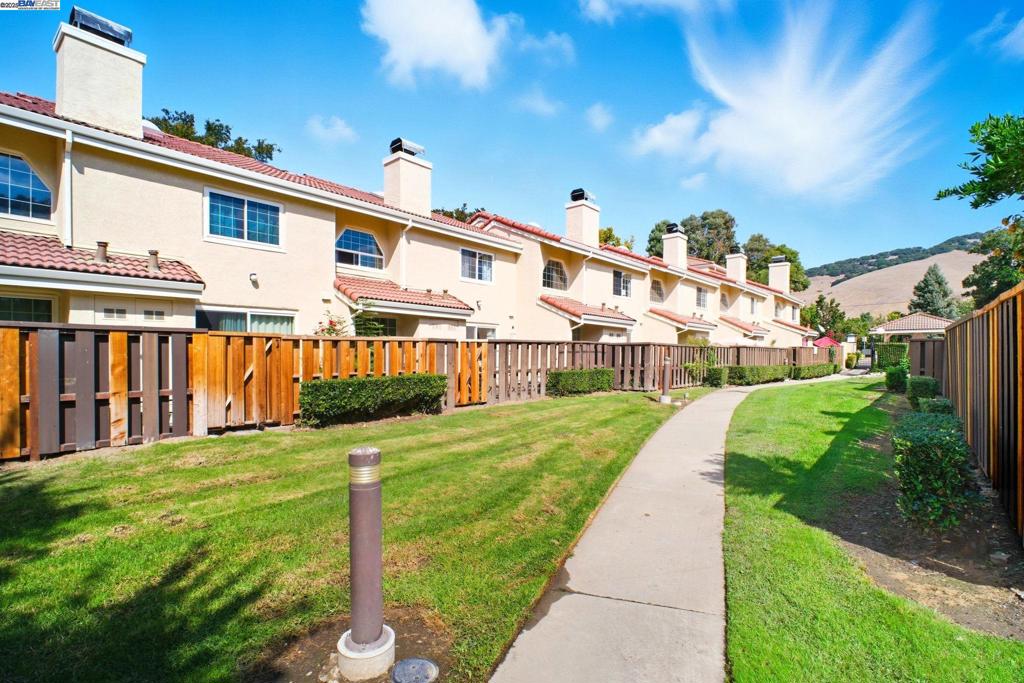 CENTRAL LOCATION - Residential