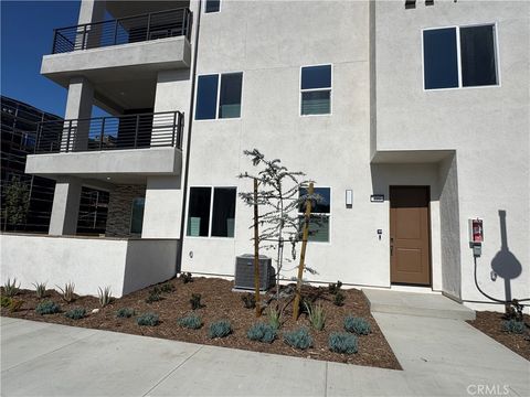 Photo of 499 Mulligan, Irvine, CA 92618 (MLS # OC25279030)