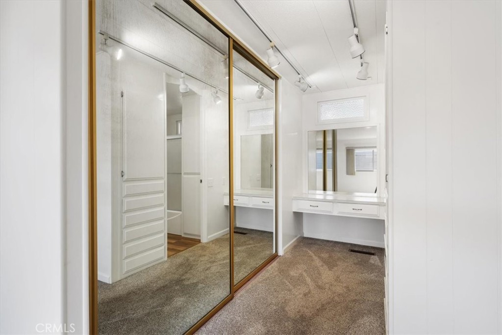 SM Northeast(910) - Residential