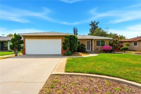 Photo of 1123 E Washington Avenue, Reedley, CA 93654 (MLS # PI26062933)