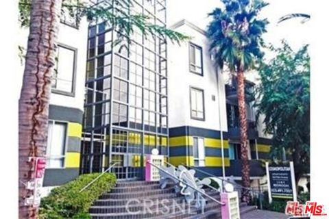 Photo of 884 Palm Avenue #301, West Hollywood, CA 90069 (MLS # 26639543)