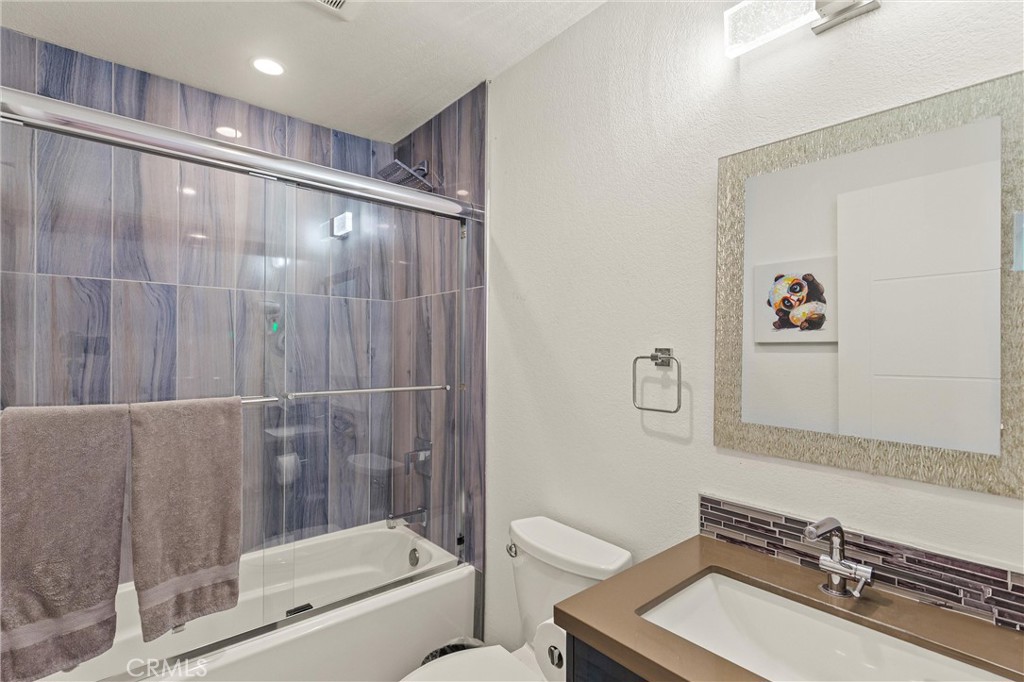 Upper Outpost (33553) - Residential