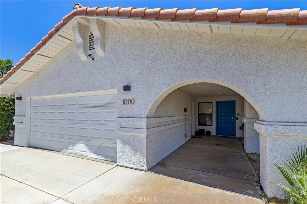 Upper Outpost (33553) - Residential