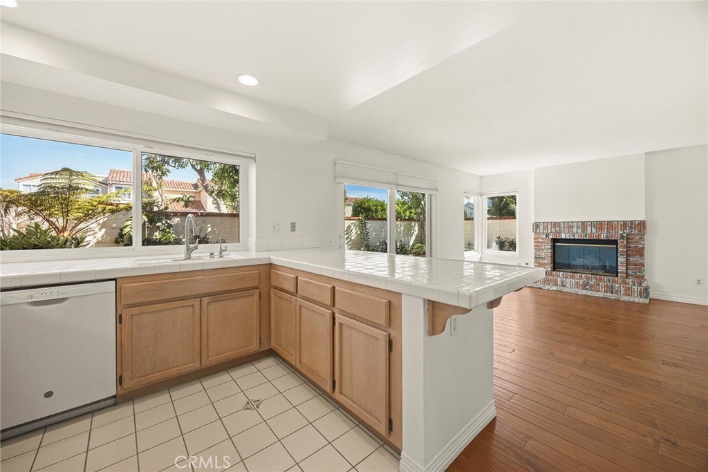 2559 Avenita Alpera, Tustin CA 92782 - Photo 15