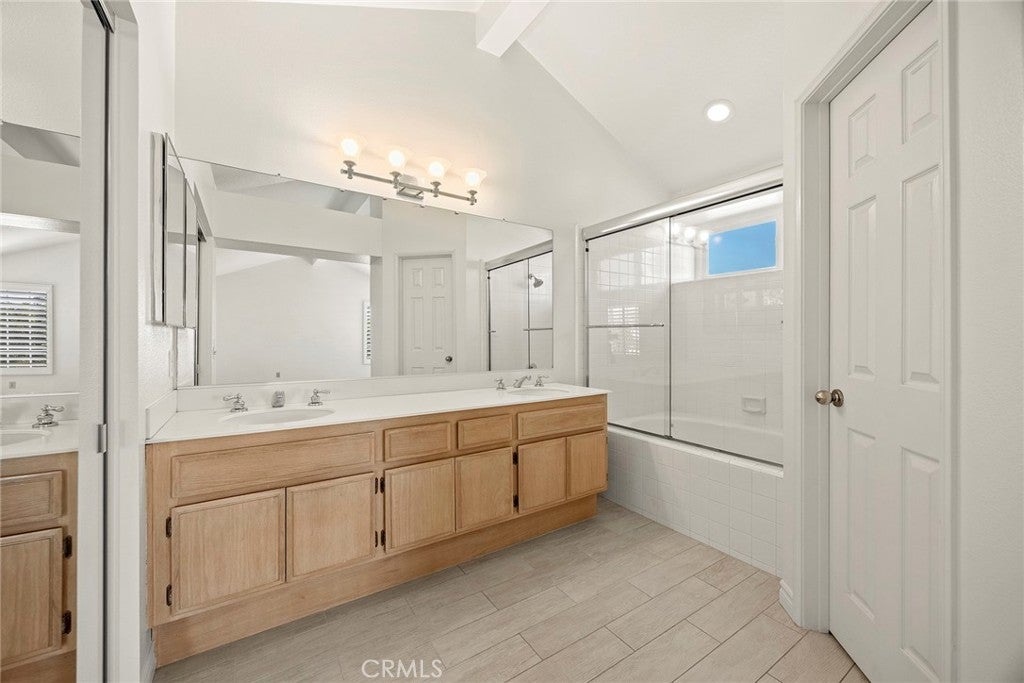 2559 Avenita Alpera, Tustin CA 92782 - Photo 23