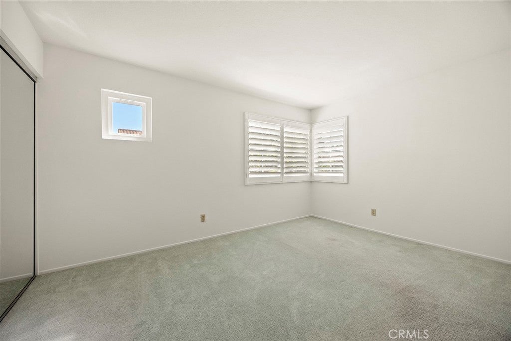 2559 Avenita Alpera, Tustin CA 92782 - Photo 18
