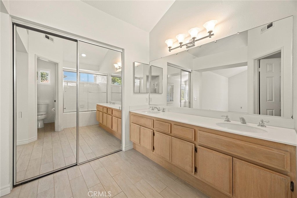 2559 Avenita Alpera, Tustin CA 92782 - Photo 24