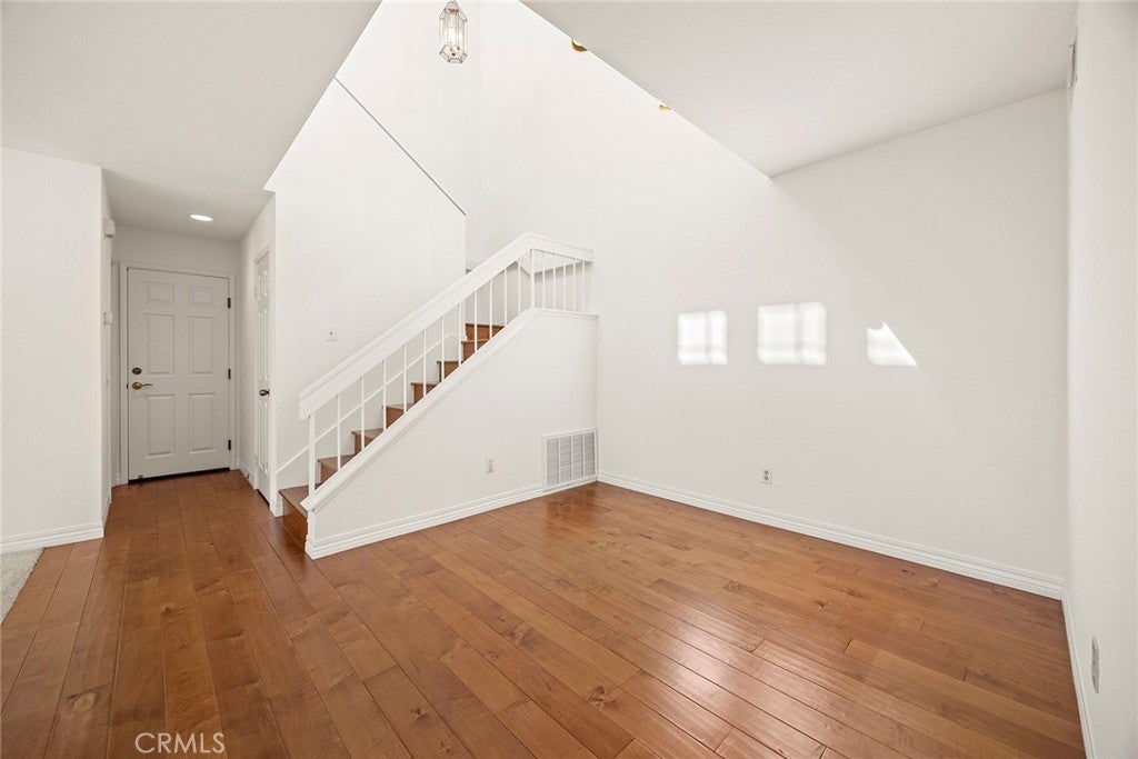 2559 Avenita Alpera, Tustin CA 92782 - Photo 8