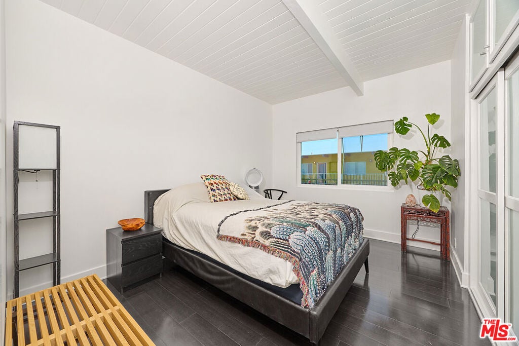 2325 Kansas Avenue 9