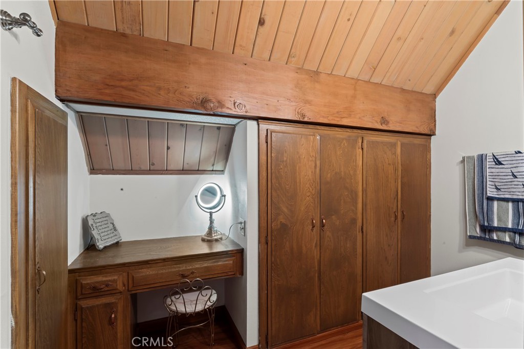 Arrowhead Woods (AWHW) - Residential