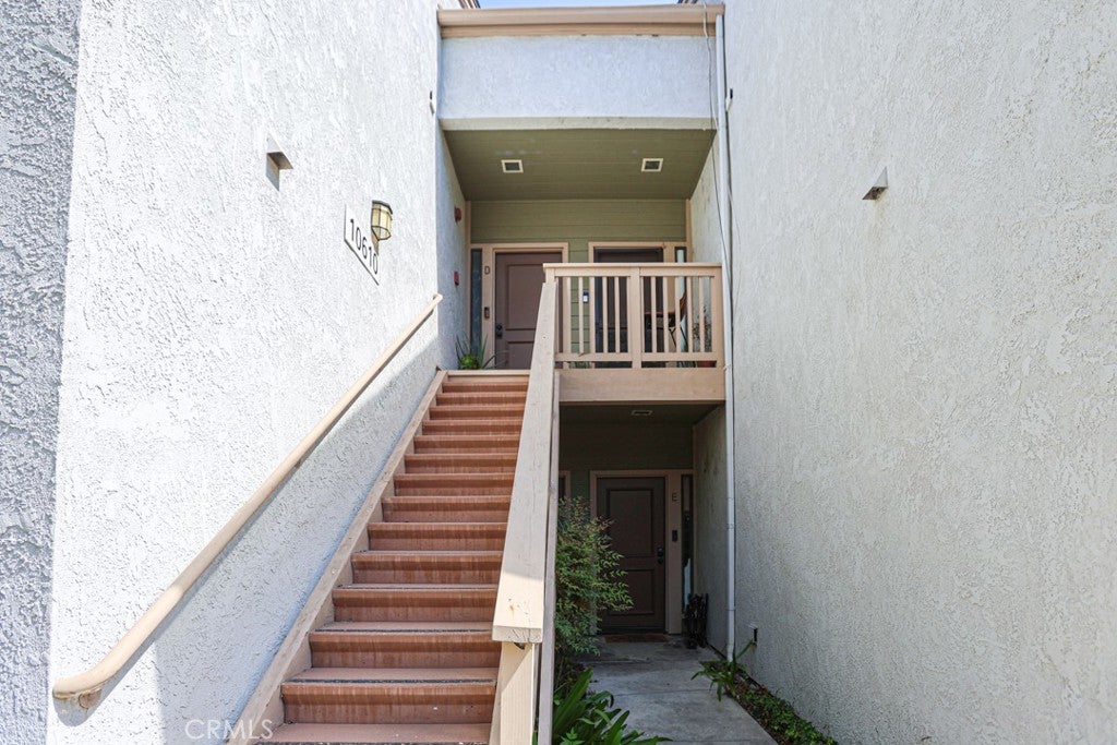 10610 Lakeside Dr