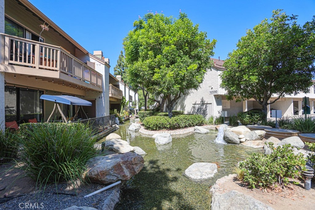 10610 Lakeside Dr