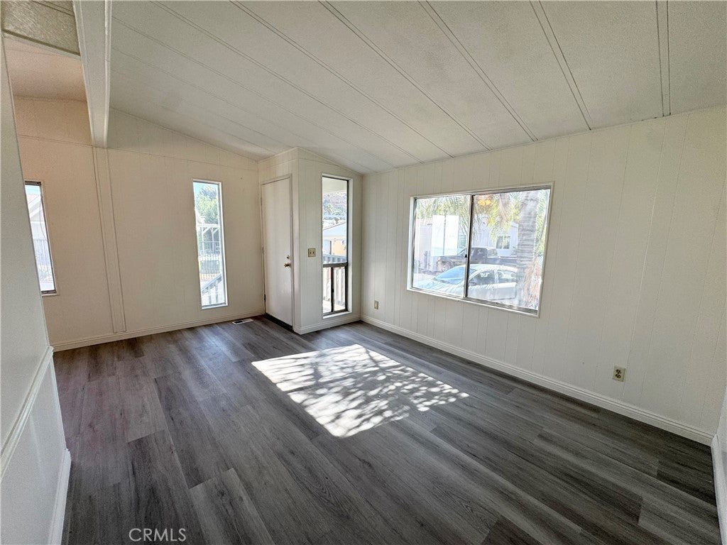 451 S Sellers Street 29