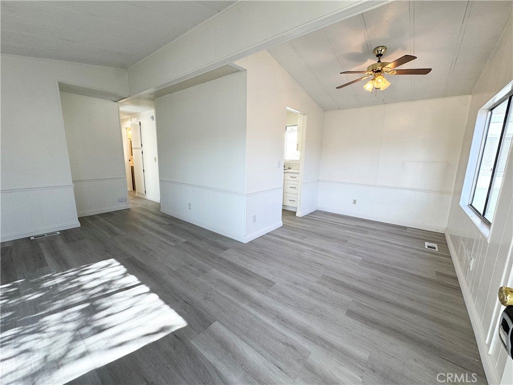 451 S Sellers Street 29