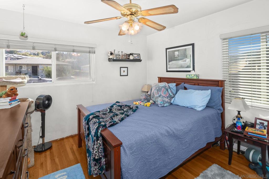 La Mesa - Residential