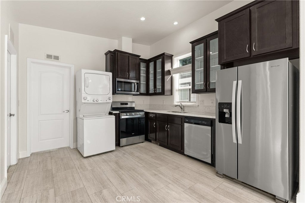 8250 Lankershim Boulevard Space 185