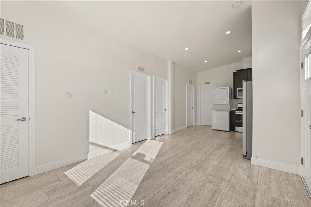 8250 Lankershim Boulevard Space 185