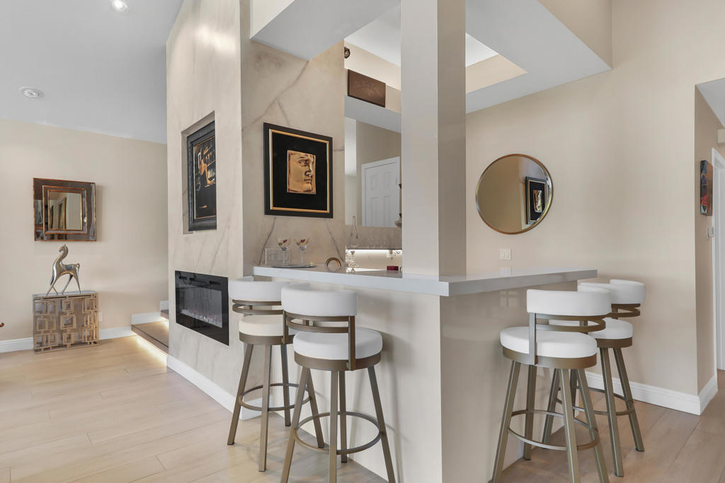 The Lakes Country Cl - Residential