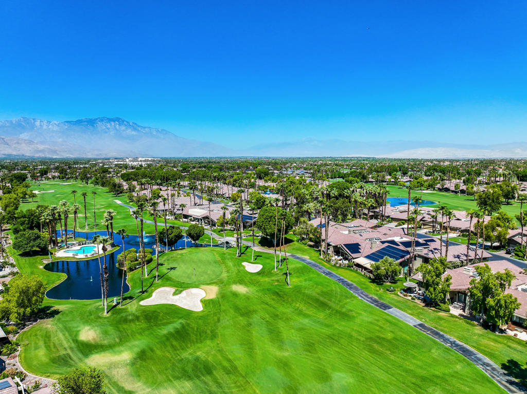The Lakes Country Cl - Residential
