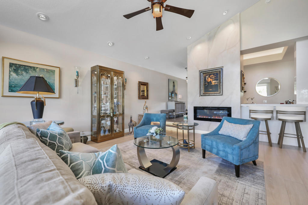 The Lakes Country Cl - Residential
