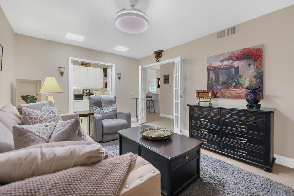 The Lakes Country Cl - Residential