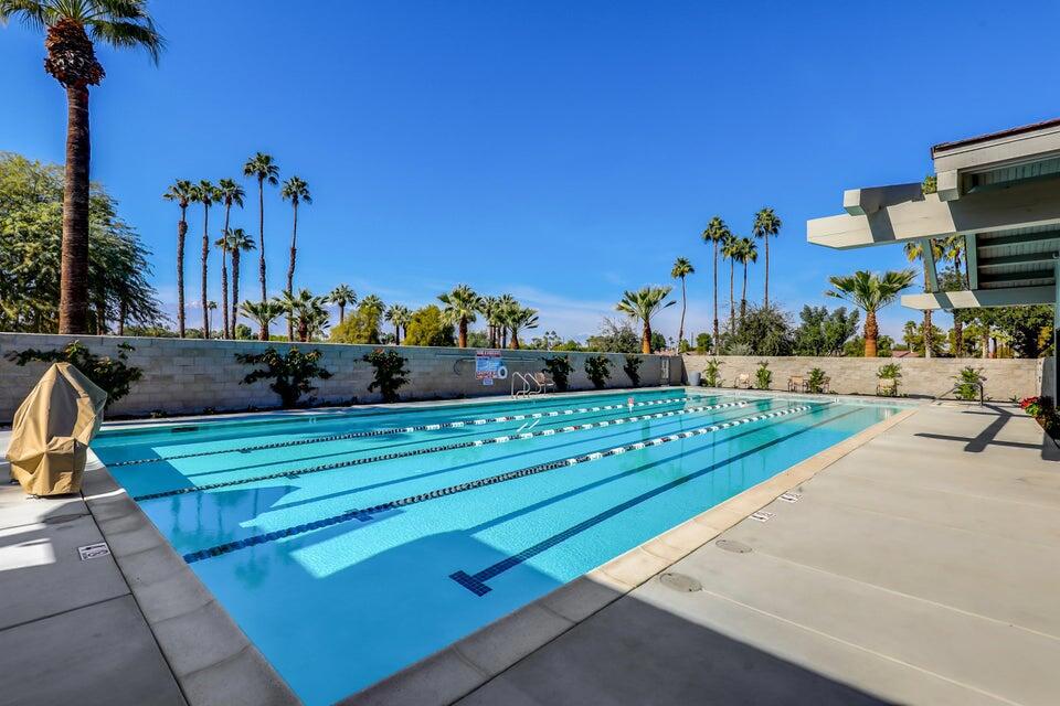The Lakes Country Cl - Residential