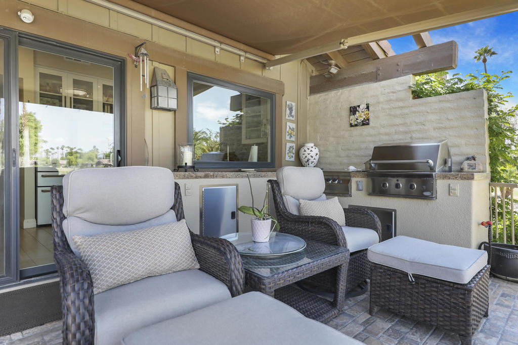The Lakes Country Cl - Residential