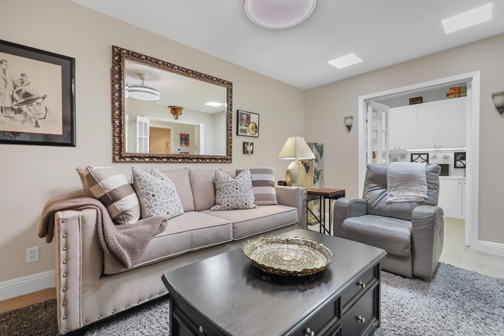 The Lakes Country Cl - Residential