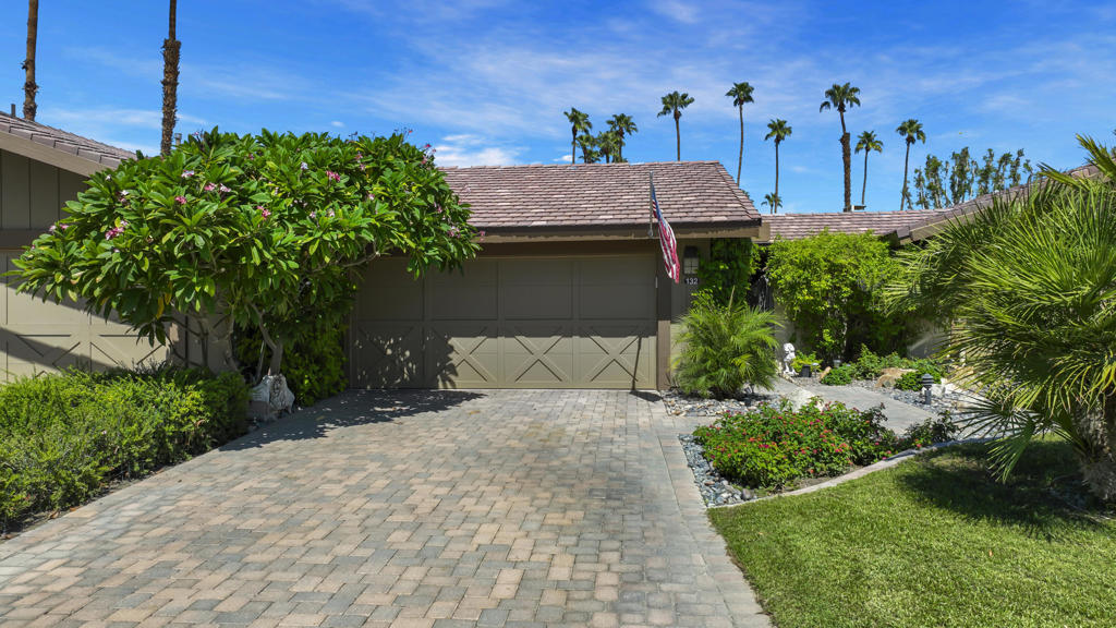 The Lakes Country Cl - Residential