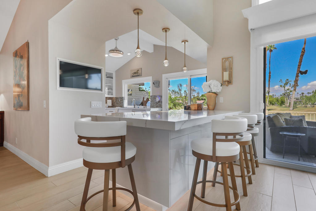 The Lakes Country Cl - Residential
