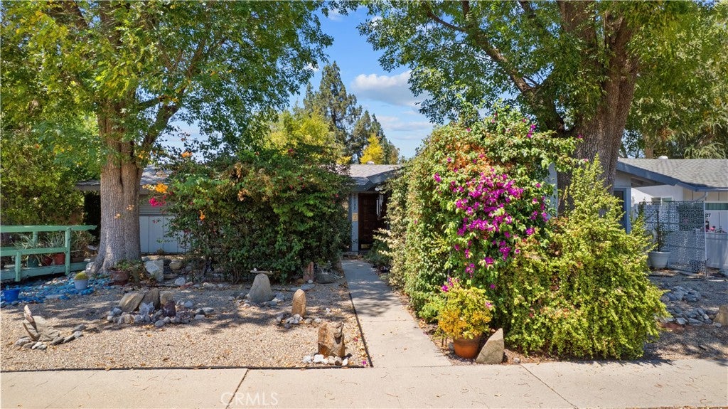 20133 Citronia ST, Chatsworth CA 91311