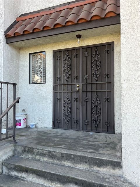 Photo of 430 N Lincoln Ave, Monterey Park, CA 91755 (MLS # WS25243047)