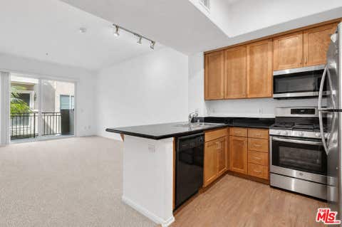Photo of 4060 Glencoe Avenue #311, Marina Del Rey, CA 90292 (MLS # 26871443)