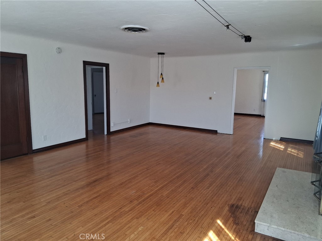 480 Cherry Ave.