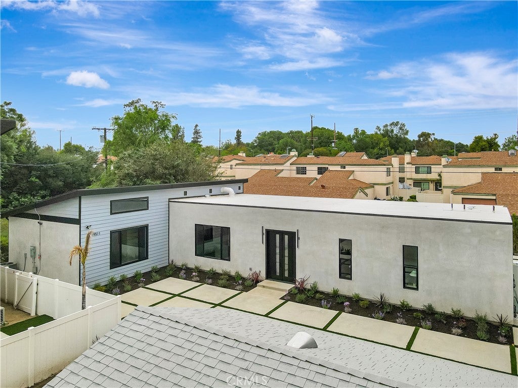 19513 Cantara Street