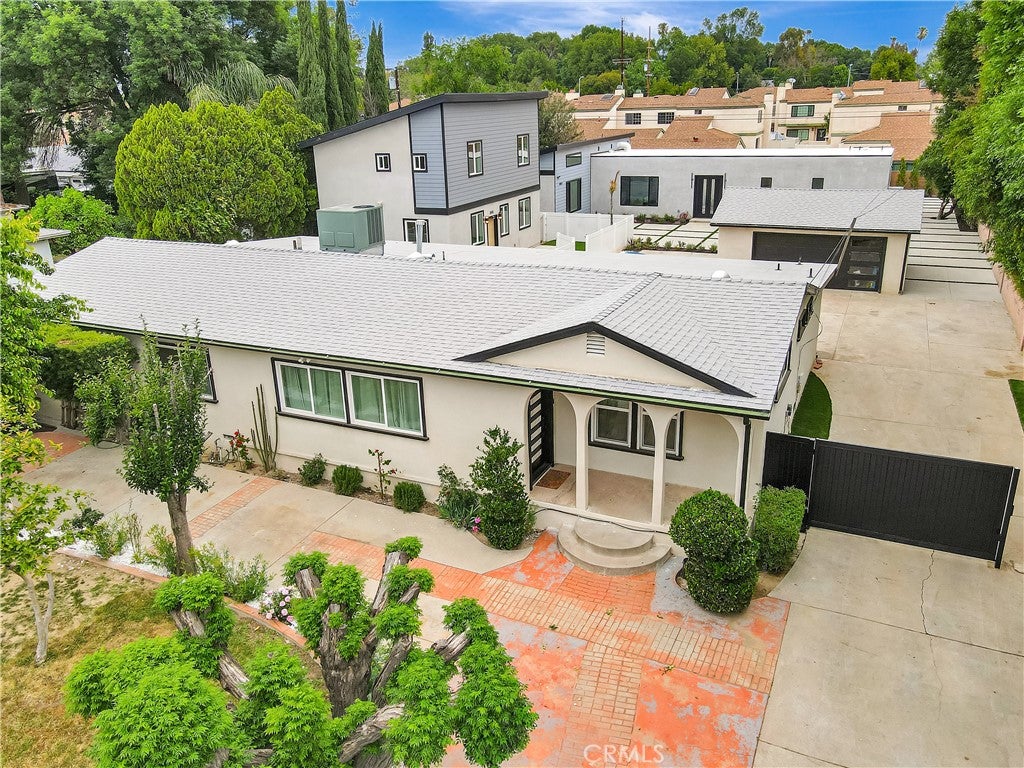 19513 Cantara Street