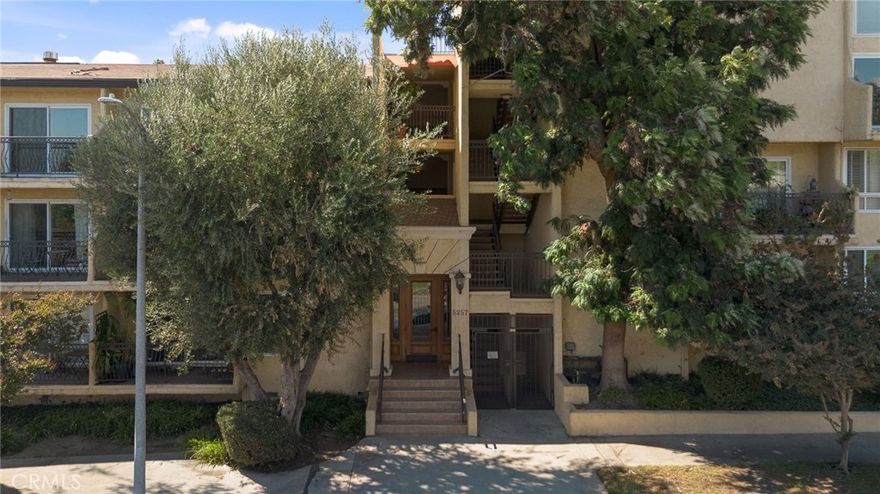 Welcome to Radford Condominiums in the heart of Valley Village. This second-floor corner unit offers 2 bedrooms and 2 bathrooms with an open and functional floor plan. The living area features a bright layout with direct access to a private balcony. The kitchen is well-appointed and opens to the dining space, ideal for everyday living.



Both bedrooms are located on the main level, including a spacious primary suite with ample closet space. Additional highlights include central air and heat, dedicated tandem parking in the gated garage, and community laundry.



Residents enjoy a well-maintained gated complex with desirable amenities such as a sparkling saltwater pool, heated spa, fitness center, clubhouse, outdoor BBQ area, and secure entry. HOA dues include water, trash, and earthquake insurance.



Located near Ventura Blvd, the NOHO Arts District, and major freeways, this home offers convenient access to shopping, dining, and entertainment. Part of Los Angeles Unified School District.