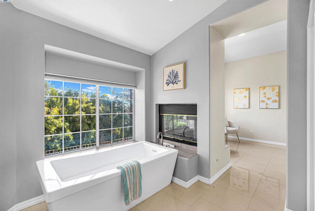 PORTOLA - Residential