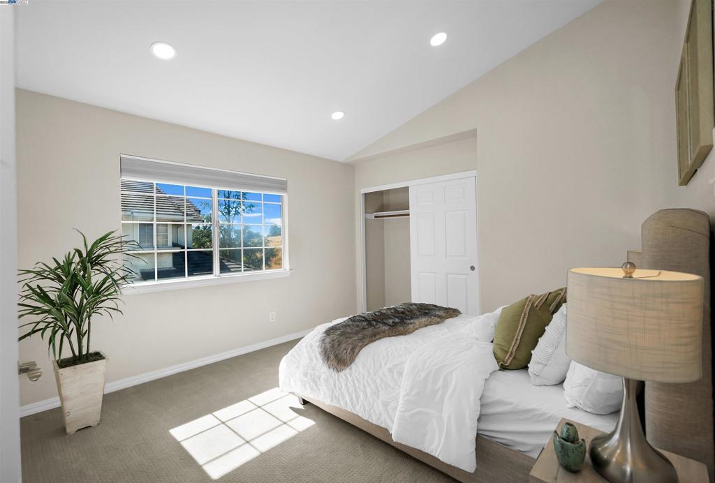 PORTOLA - Residential