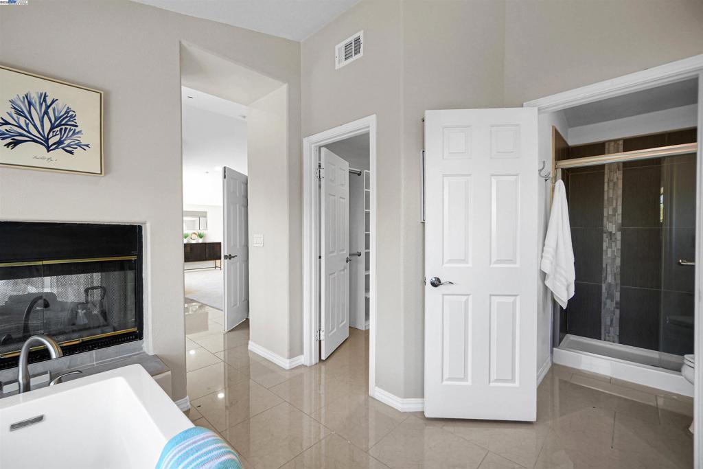PORTOLA - Residential