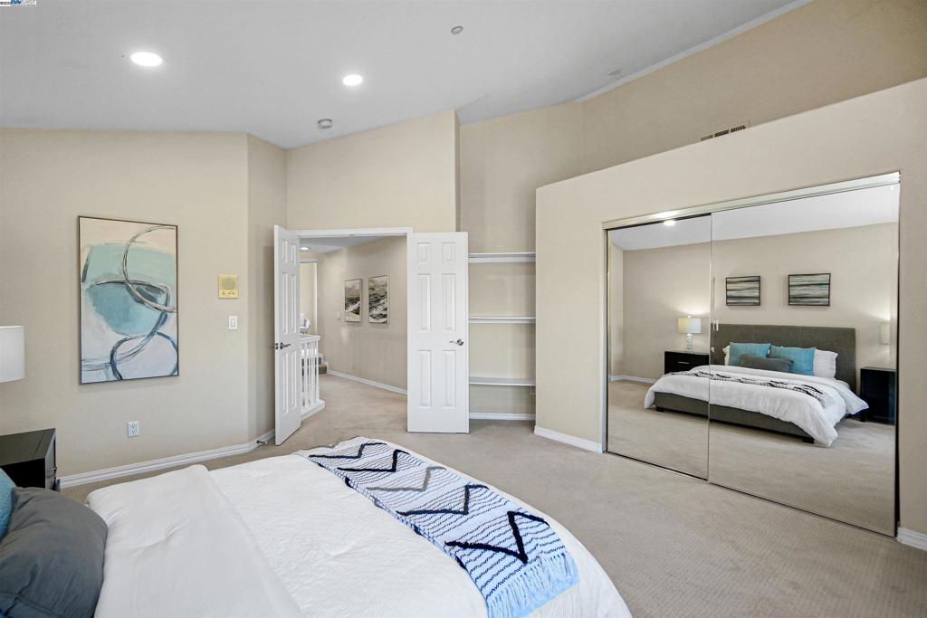 PORTOLA - Residential